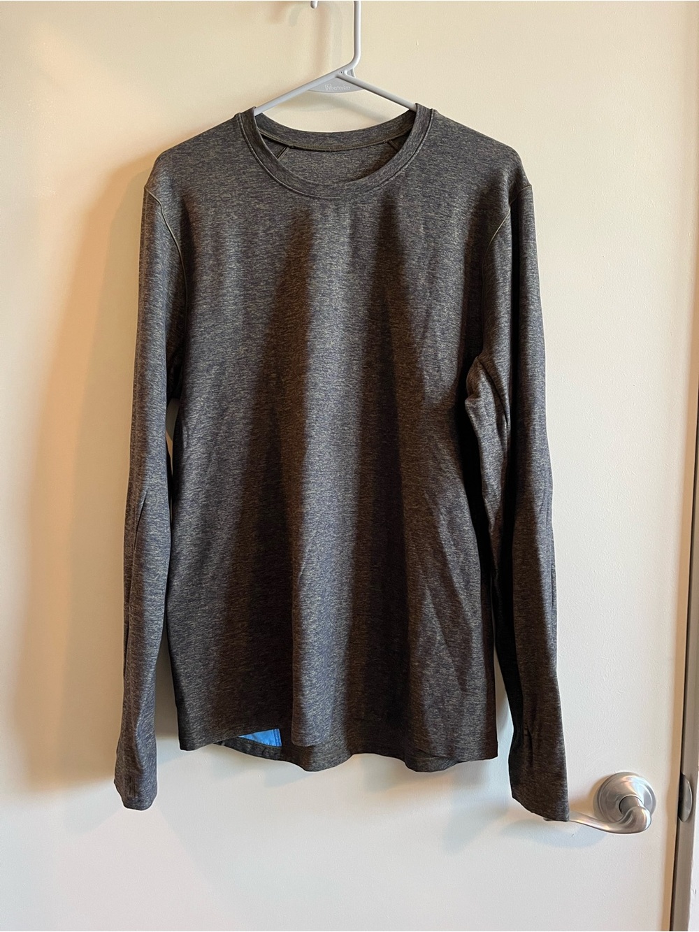 Lululemon Men’s Heathered Gray Raglan Long Sleeve Shirt